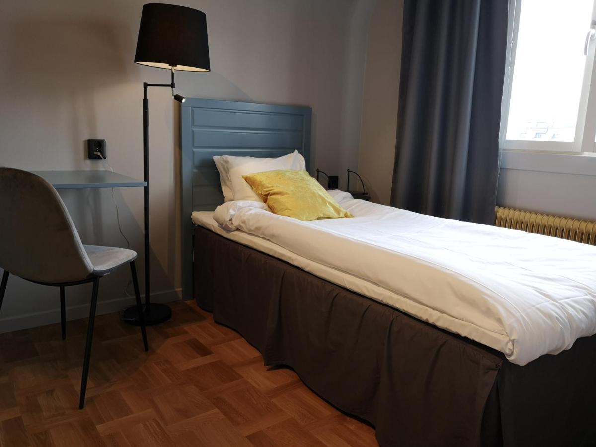 Hotell Apladalen I Vaernamo Экстерьер фото